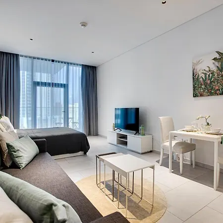 Beautiful Apartment With Burj Khalifa View Dubai Exterior photo