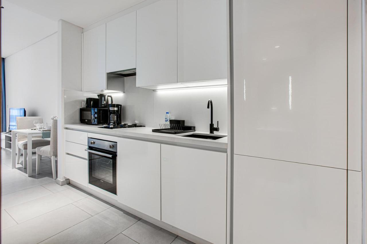Apartment Beautiful With Burj Khalifa View